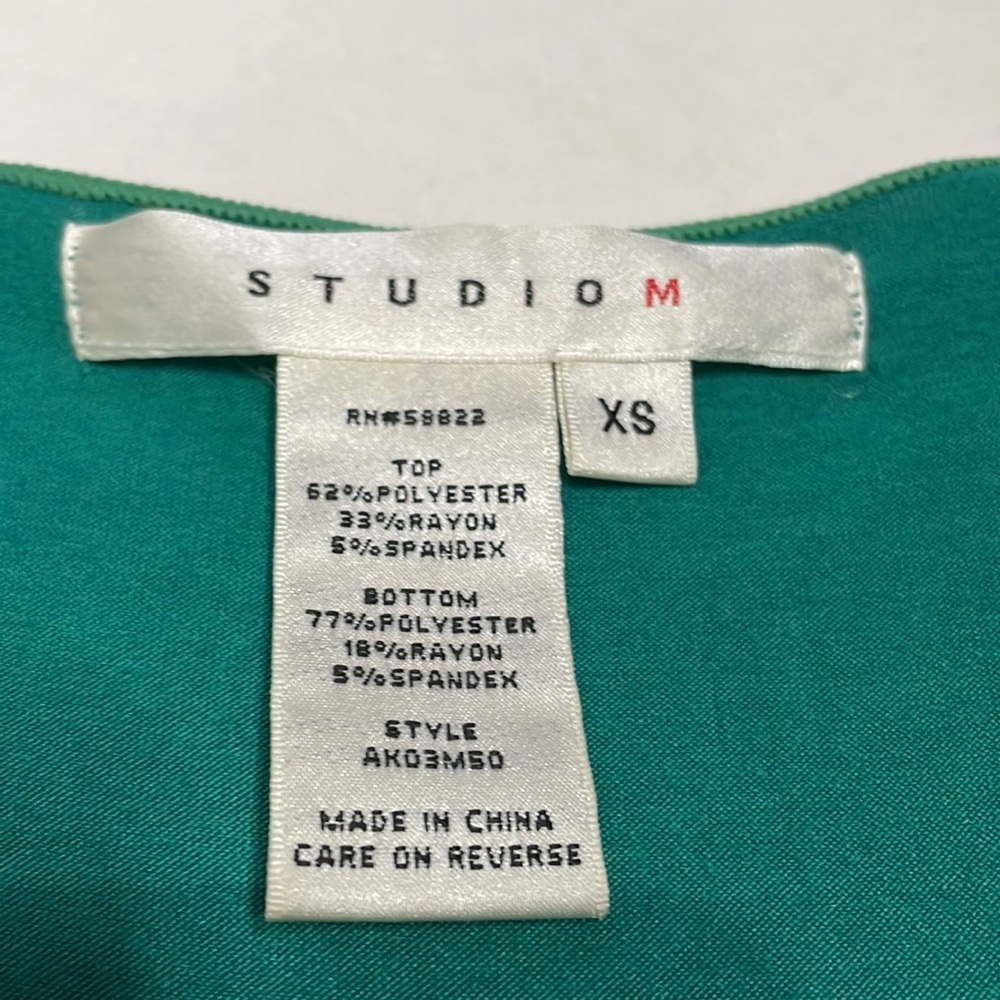 Studio M layered dress - Picture 7 of 8